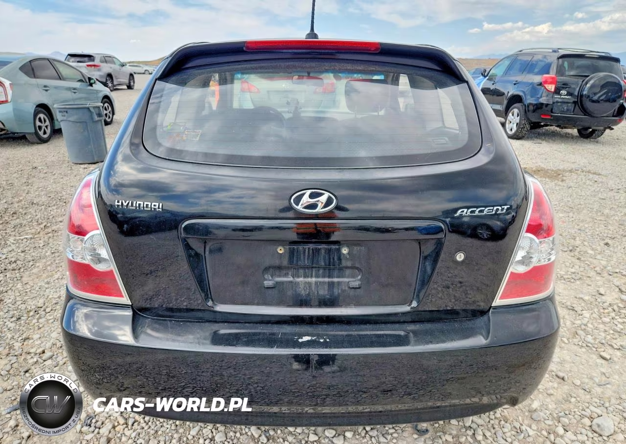 2008 Hyundai Accent Gs VIN:KMHCM36C78U086282 - 6