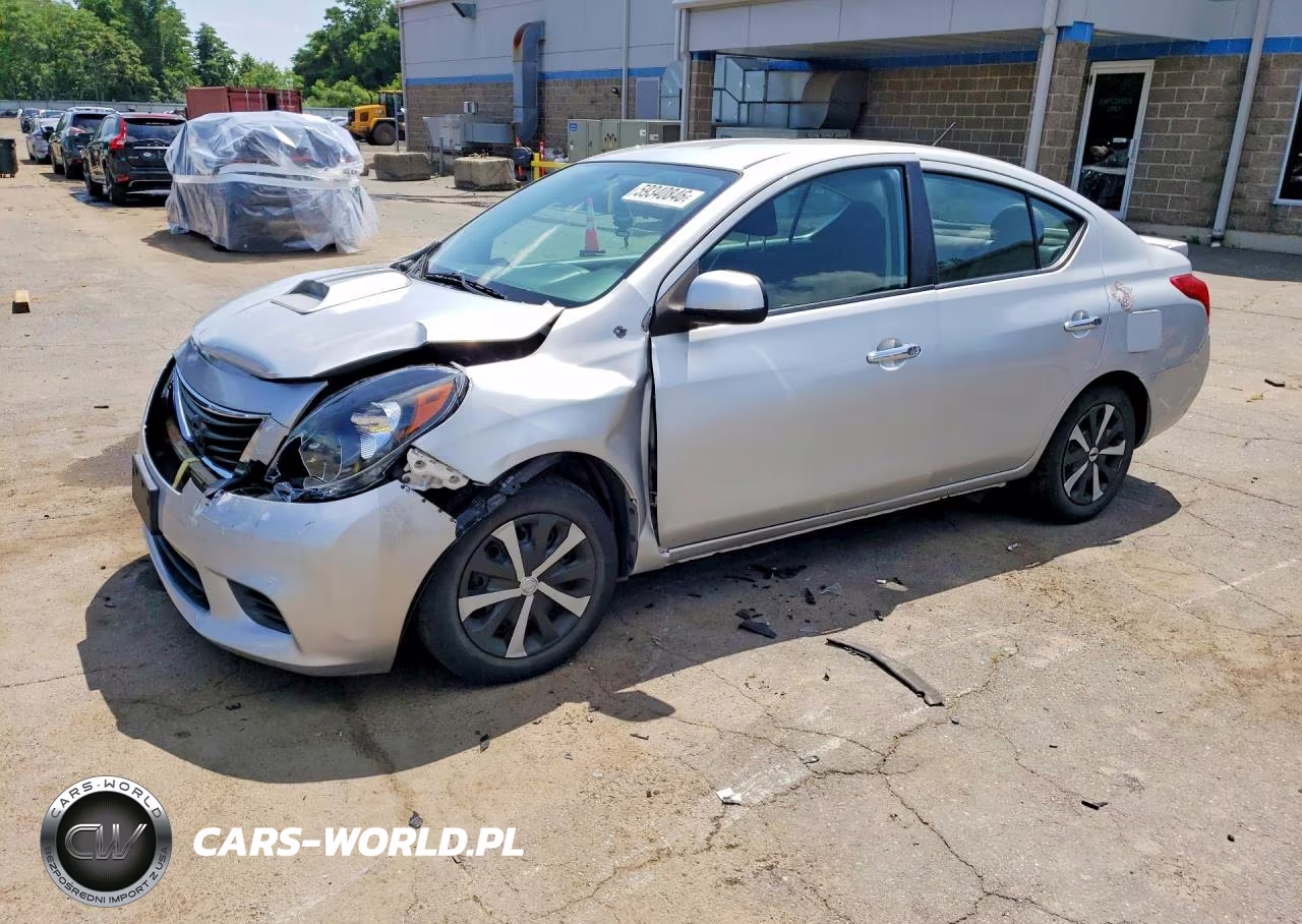 2013 Nissan Versa 1.6 S