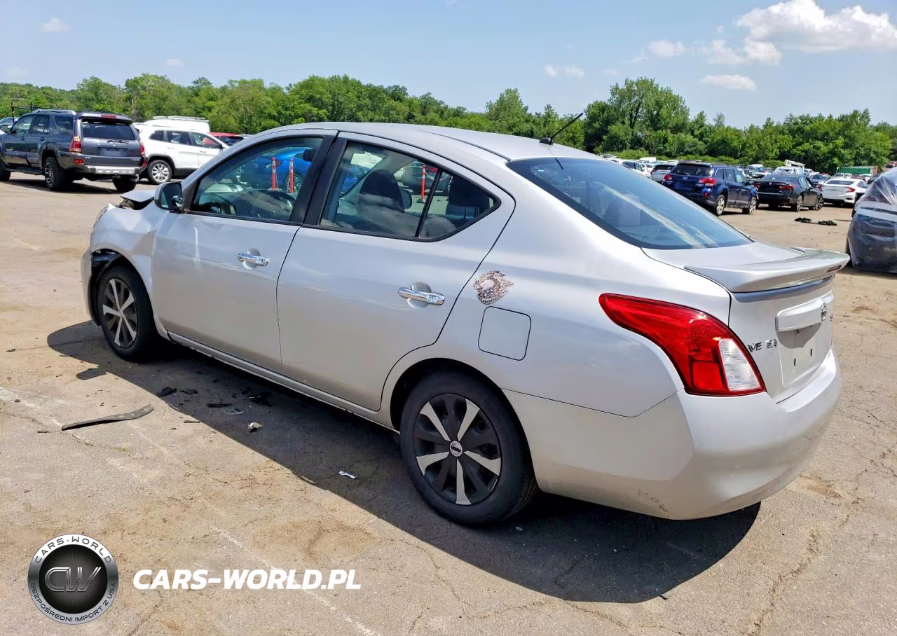 2013 Nissan Versa 1.6 S VIN:3N1CN7AP5DL827720 - 2