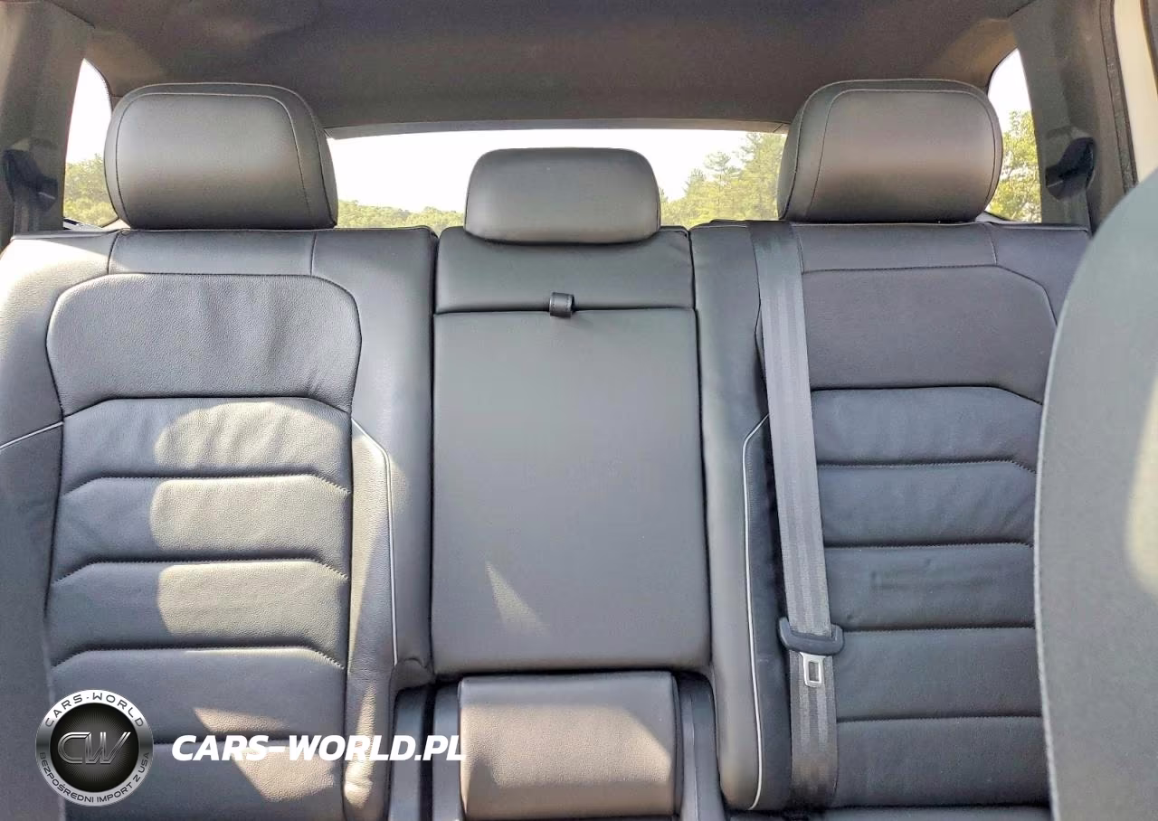 2018 Volkswagen Tiguan Sel Premium VIN:3VV4B7AX3JM144755 - 10