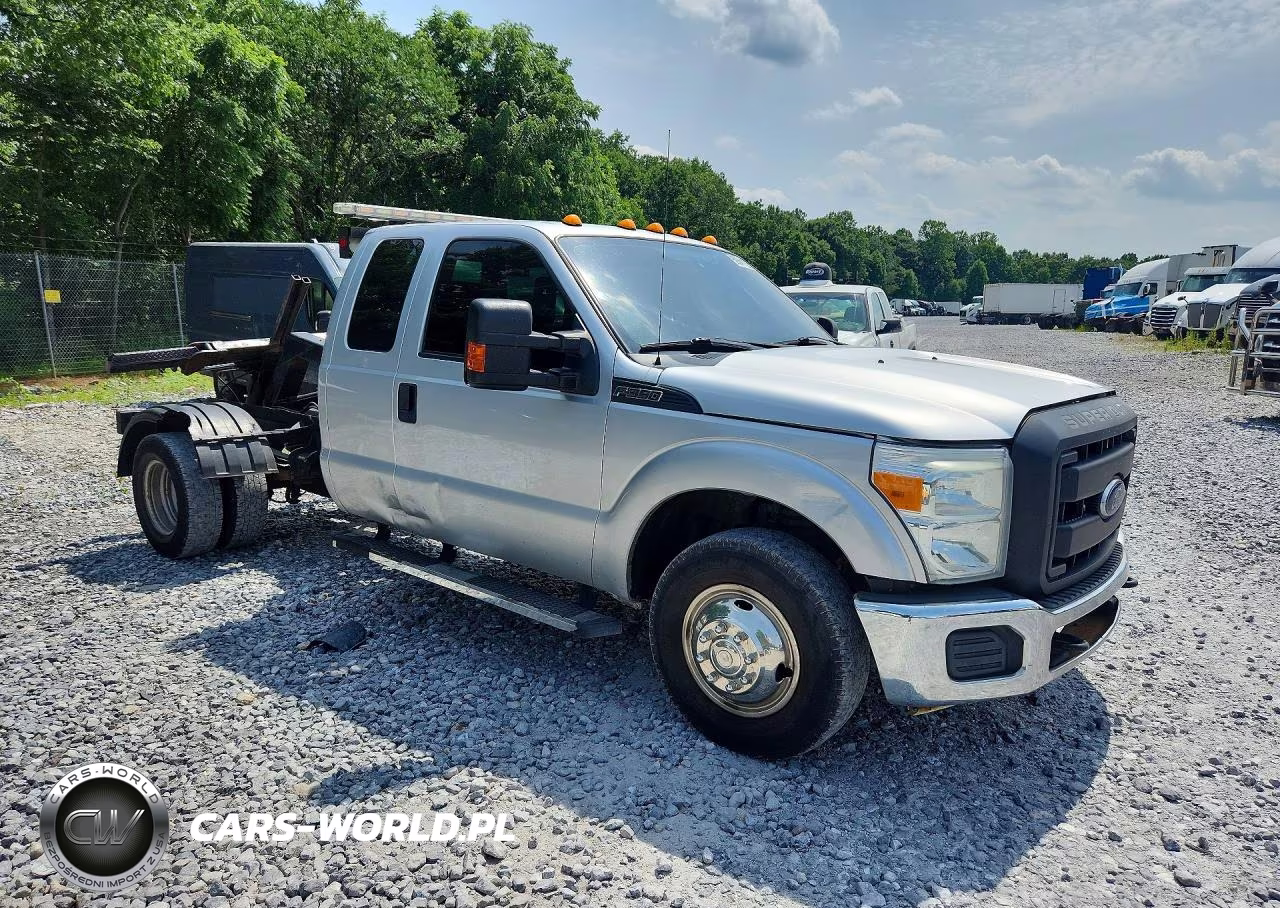 2016 Ford F350 Super Duty VIN:1FD8X3G65GEC13772 - 4