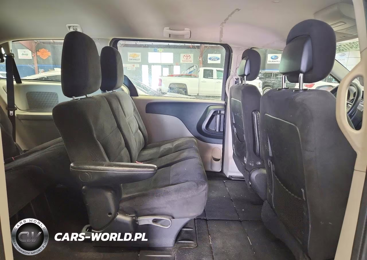 2015 Dodge Grand Caravan VIN:2C4RDGBG4FR508193 - 11
