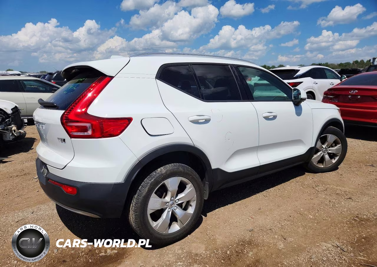2020 Volvo Xc40 T5 Momentum VIN:YV4162UK7L2321968 - 3