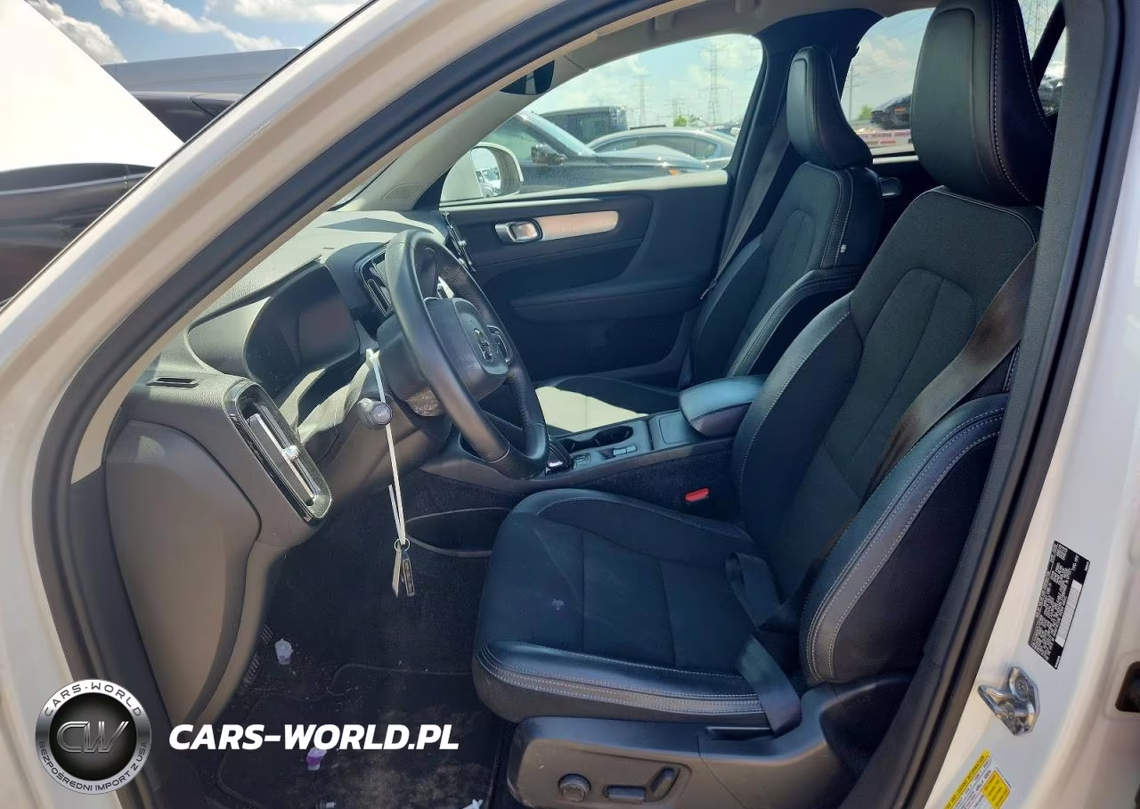 2020 Volvo Xc40 T5 Momentum VIN:YV4162UK7L2321968 - 7