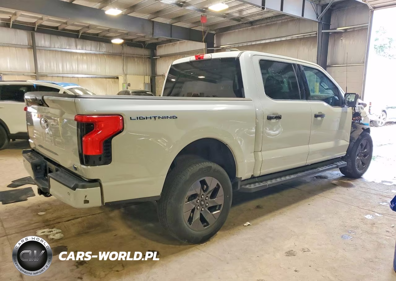 2024 Ford F150 Lightning Xlt VIN:1FTVW3LK0RWG27908 - 3