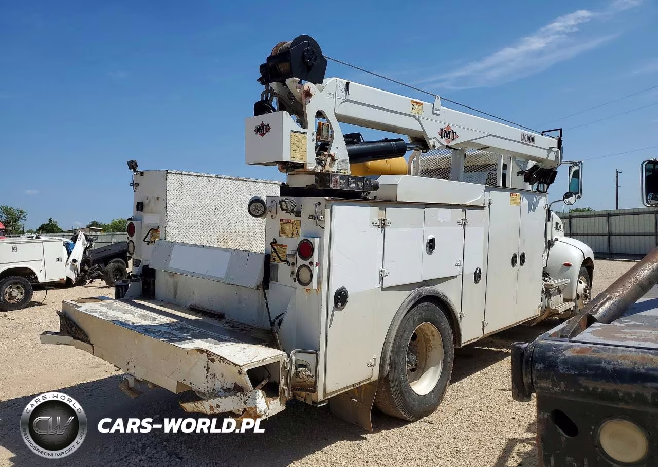 2017 Peterbilt 337 Utility - Service Truck VIN:2NP2HJ7X2HM435345 - 3