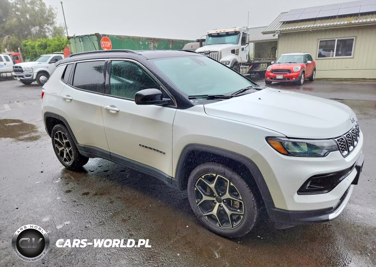 2025 Jeep Compass Limited VIN:3C4NJDCN5ST510402 - 4