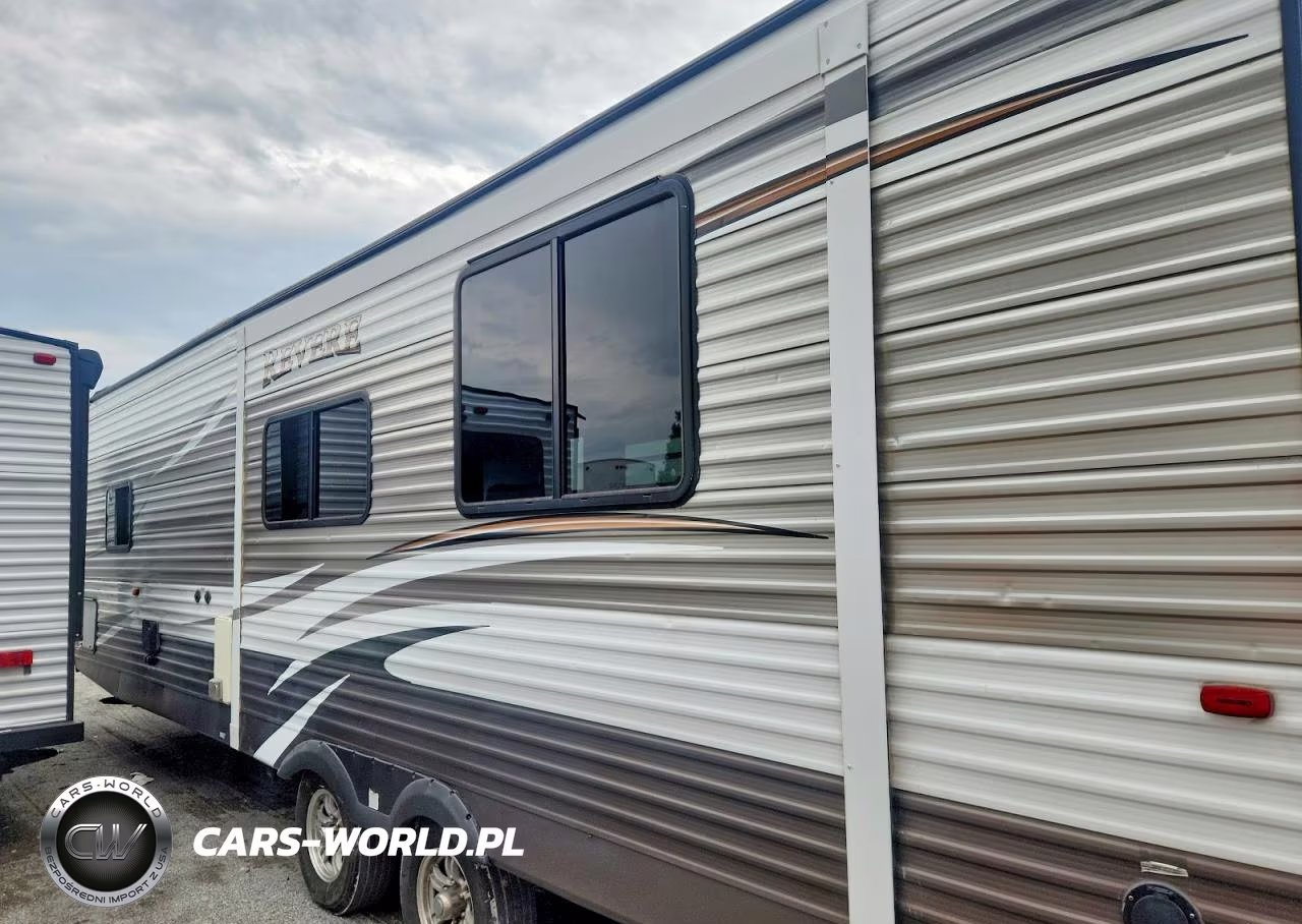 2016 Forest River Revere Camper VIN:5ZT2SHUB3GE007291 - 3