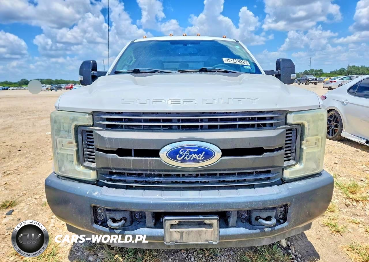 2017 Ford F350 Super Duty VIN:1FD7X3E69HEB93655 - 5