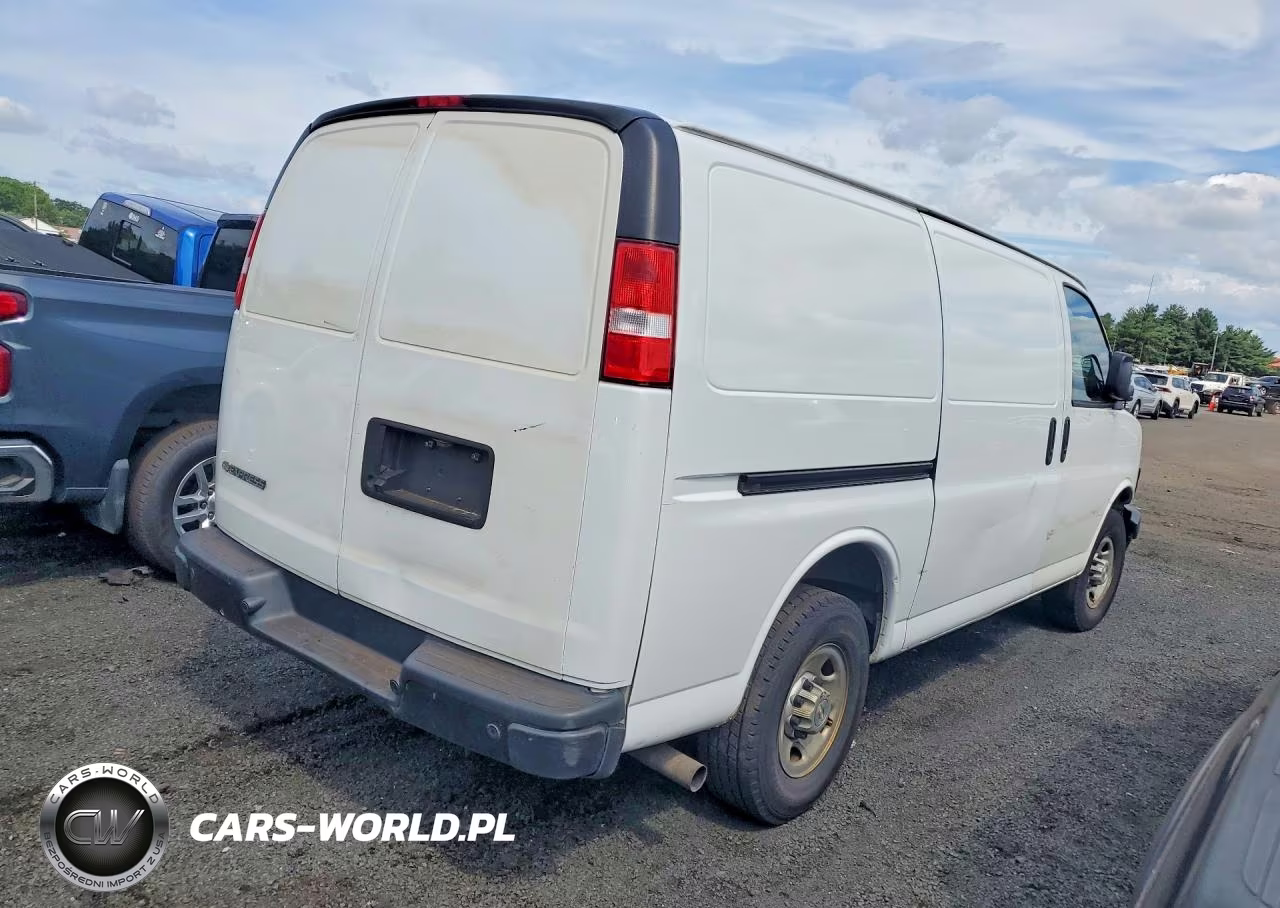 2020 Chevrolet Express G2500 Delivery Van VIN:1GCWGAFG4L1264823 - 3