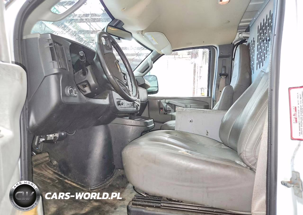 2020 Chevrolet Express G2500 Delivery Van VIN:1GCWGAFG4L1264823 - 7