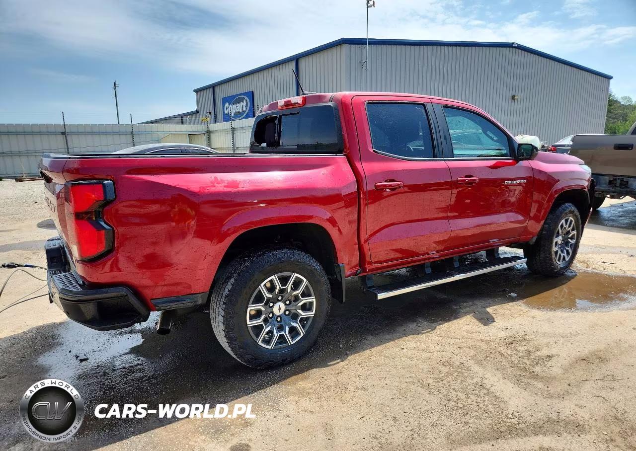 2024 Chevrolet Colorado Z71 VIN:1GCPTDEK6R1244069 - 3