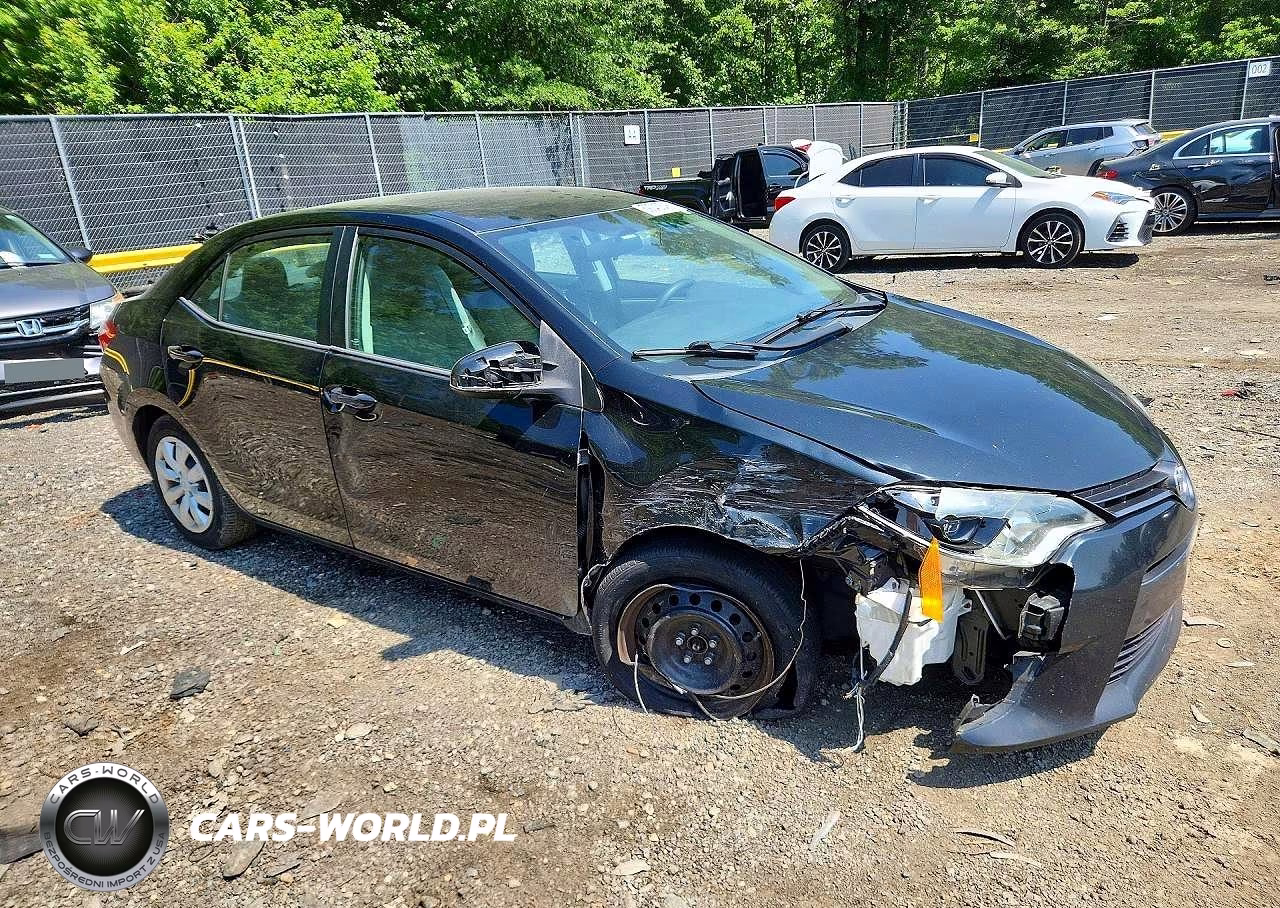 2016 Toyota Corolla Le VIN:2T1BURHE9GC713156 - 4