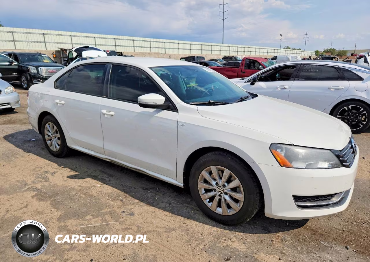 2014 Volkswagen Passat S VIN:1VWAT7A30EC084840 - 4