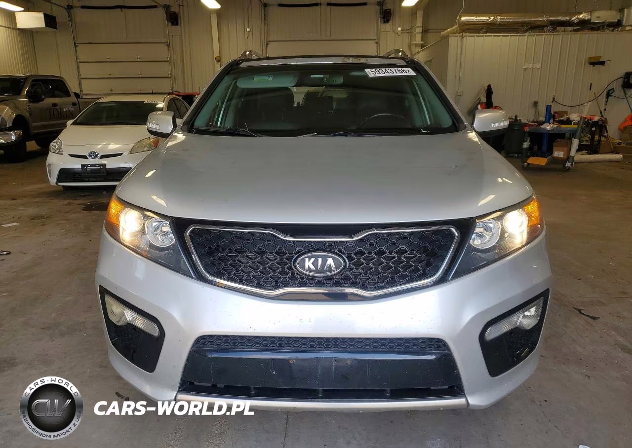 2013 Kia Sorento Sx VIN:5XYKWDA28DG352192 - 5
