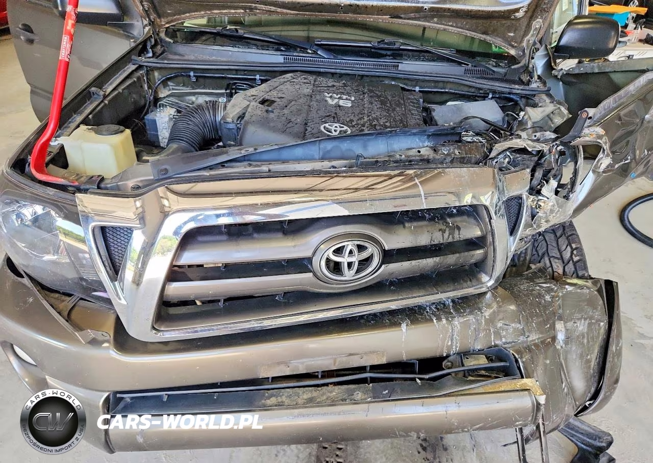 2010 Toyota Tacoma Double Cab VIN:3TMLU4EN4AM038181 - 11