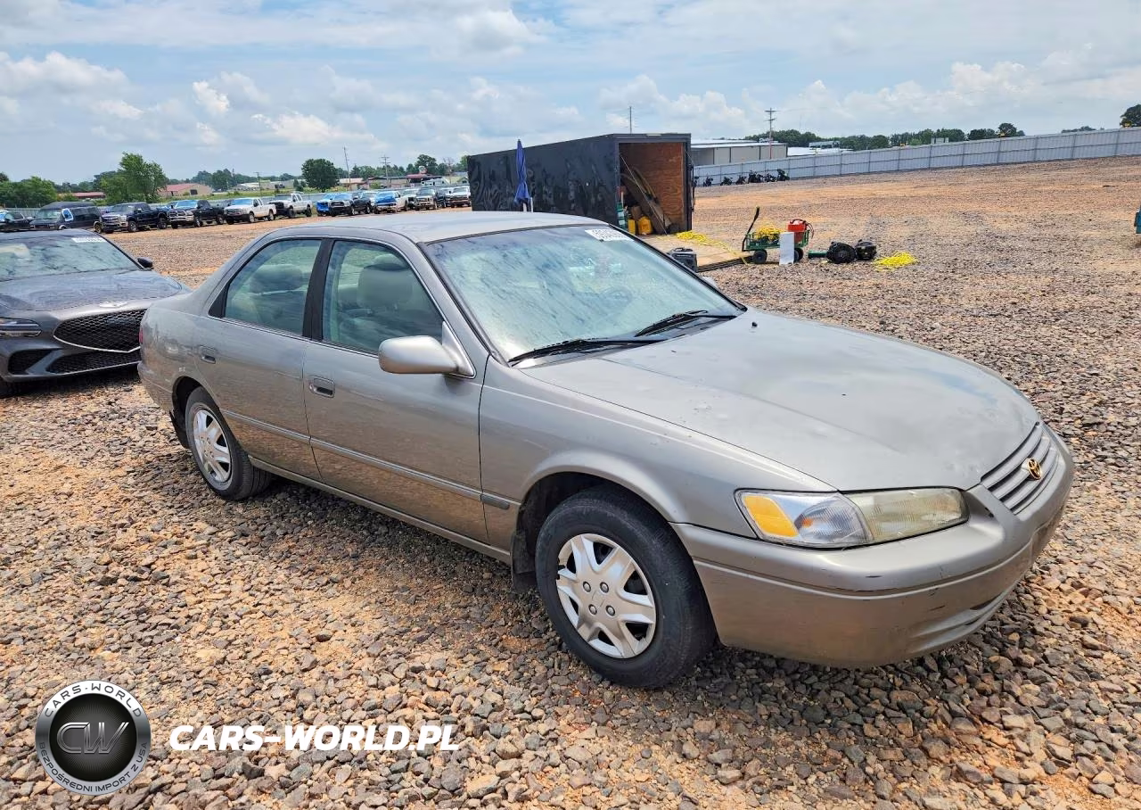 1998 Toyota Camry Ce VIN:4T1BG22K4WU312320 - 4