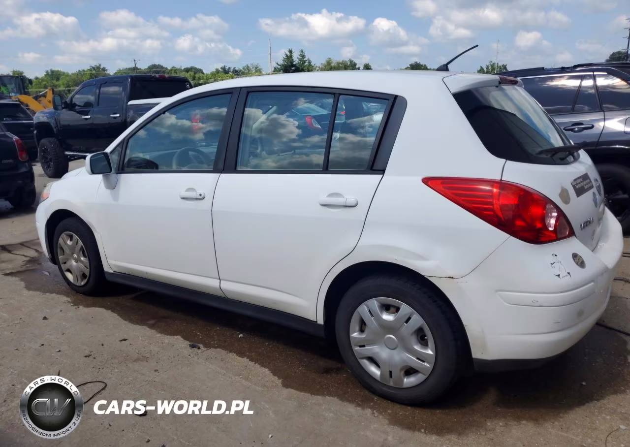 2010 Nissan Versa S VIN:3N1BC1CP4AL353928 - 2