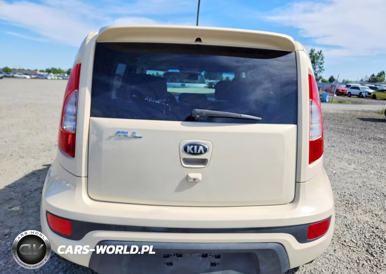 2013 Kia Soul + VIN:KNDJT2A63D7540028 - 6