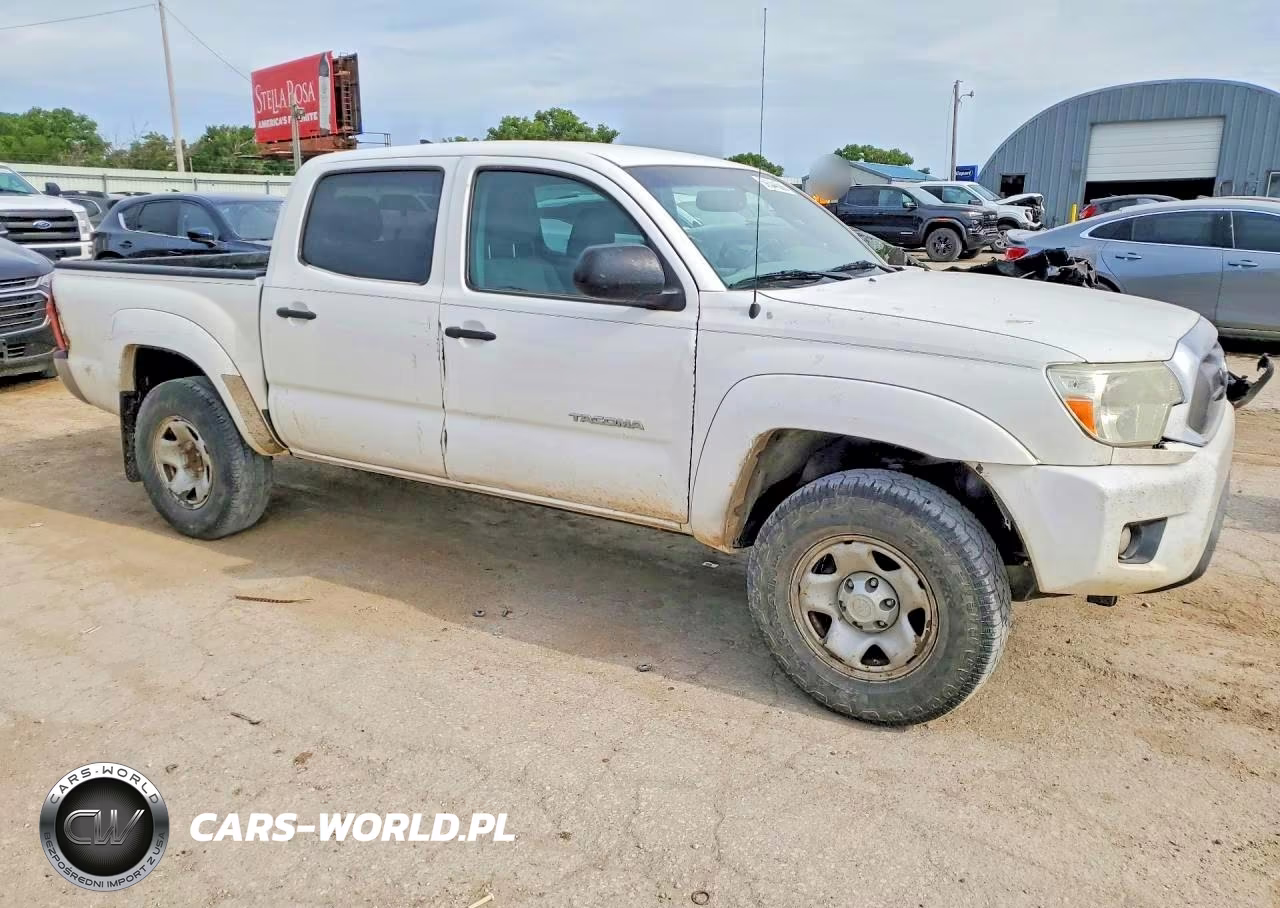 2012 Toyota Tacoma Double Cab Prerunner VIN:3TMJU4GN9CM127753 - 4