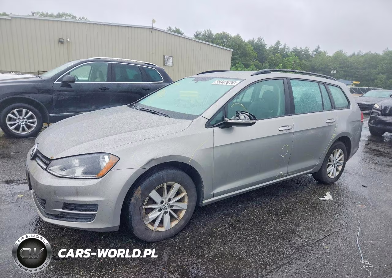 2015 Volkswagen Golf Sportwagen S