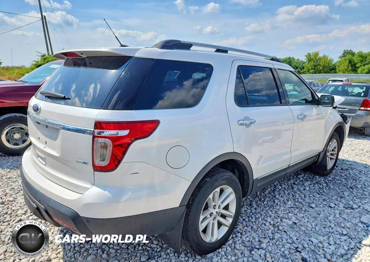 2014 Ford Explorer Xlt VIN:1FM5K8D89EGA79452 - 3