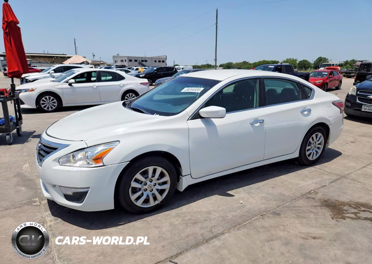 2015 Nissan Altima 2.5 S – zdjęcie 1 z 12