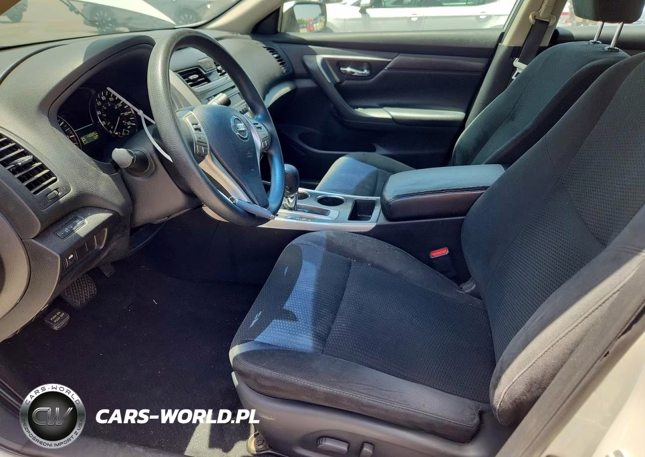 2015 Nissan Altima 2.5 S VIN:1N4AL3AP3FN403769 - 7