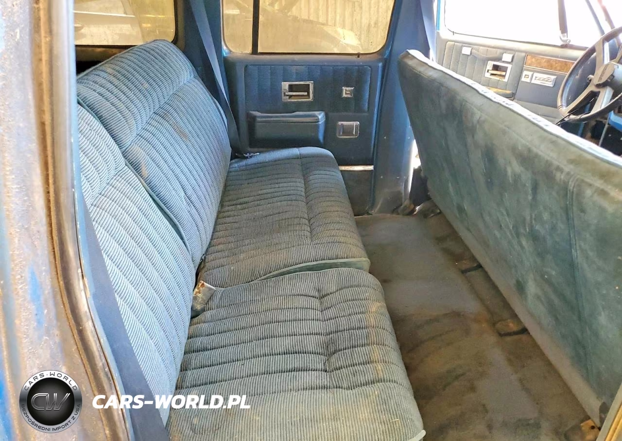 1991 Chevrolet Suburban R1500 VIN:1GNER16KXMF151609 - 11