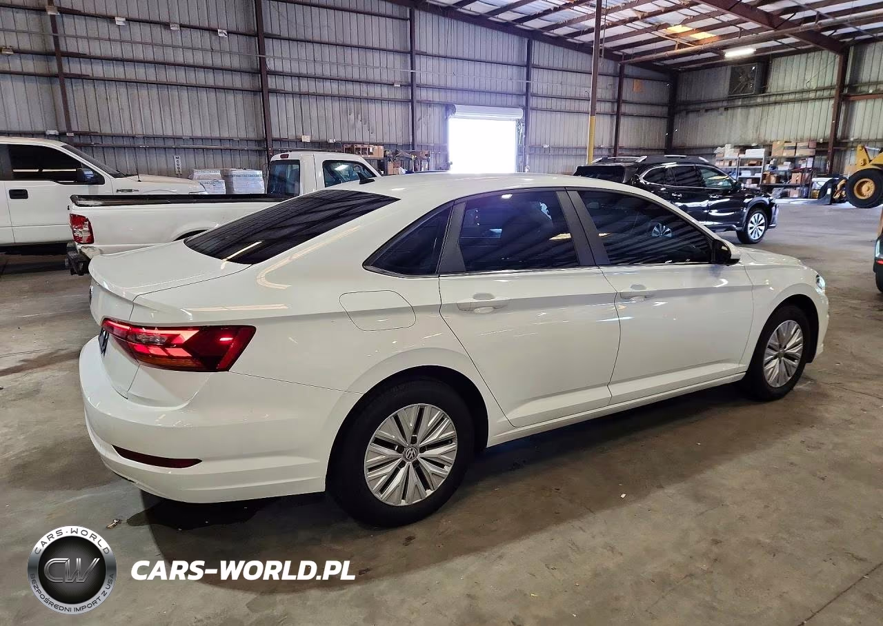2019 Volkswagen Jetta S VIN:3VWN57BU8KM059472 - 3