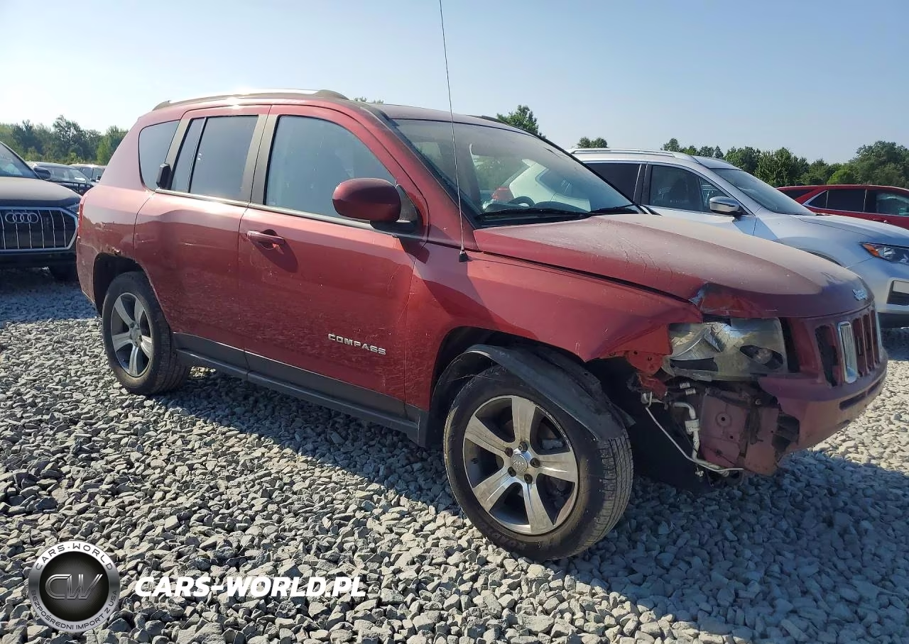 2017 Jeep Compass Latitude VIN:1C4NJCEB1HD185033 - 4