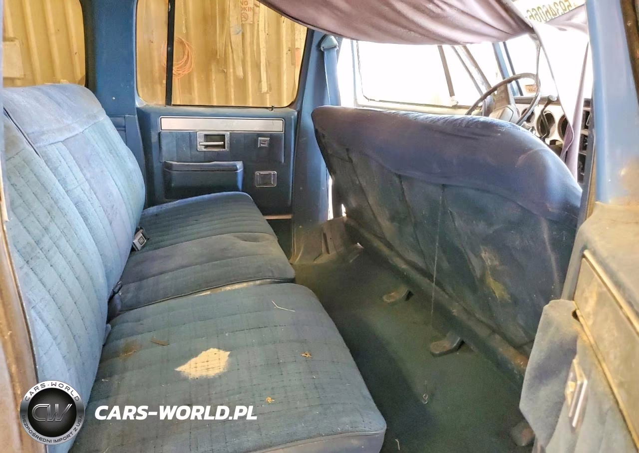 1984 Chevrolet Suburban C10 VIN:1G8EC16L4EF128132 - 11