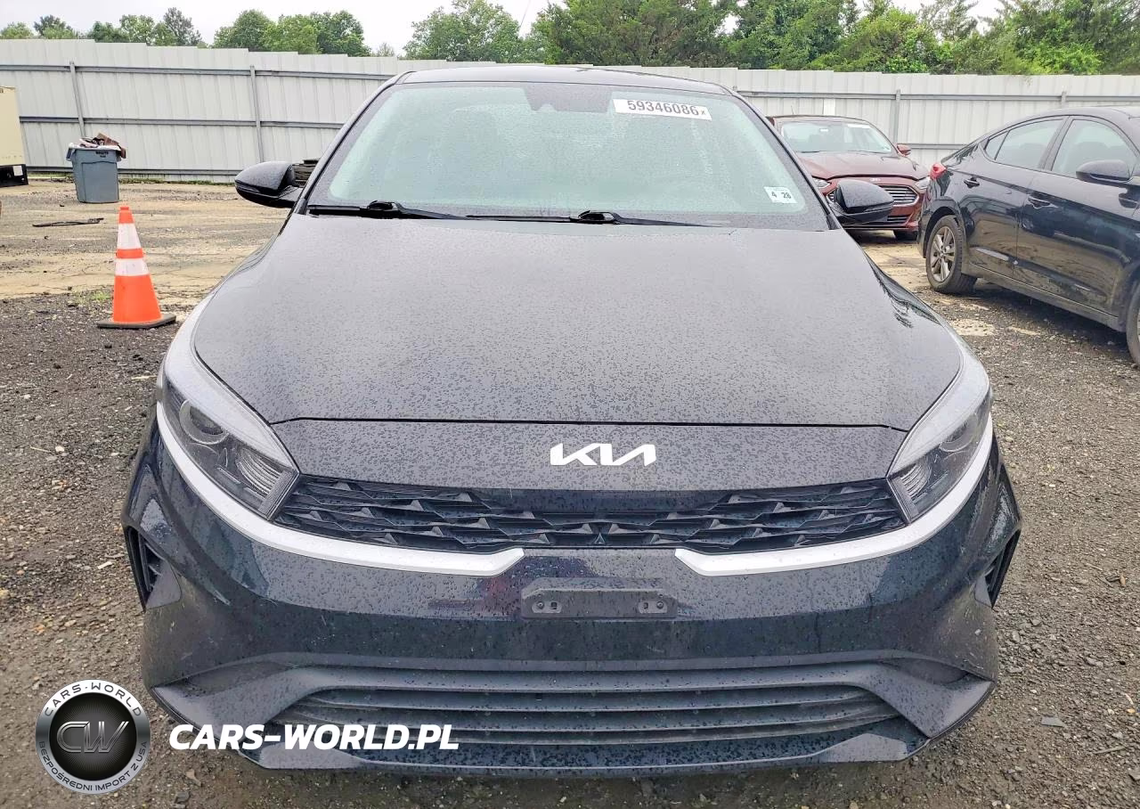 2023 Kia Forte Lxs VIN:3KPF24AD8PE614499 - 5