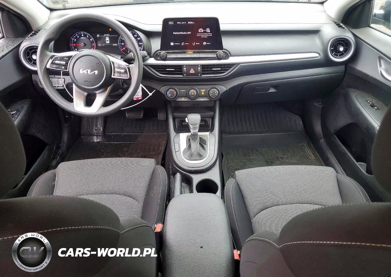 2023 Kia Forte Lxs VIN:3KPF24AD8PE614499 - 8