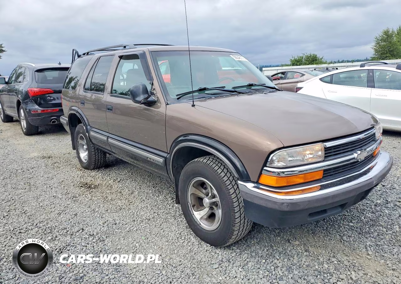 1998 Chevrolet Blazer VIN:1GNCS13W7W2185326 - 4