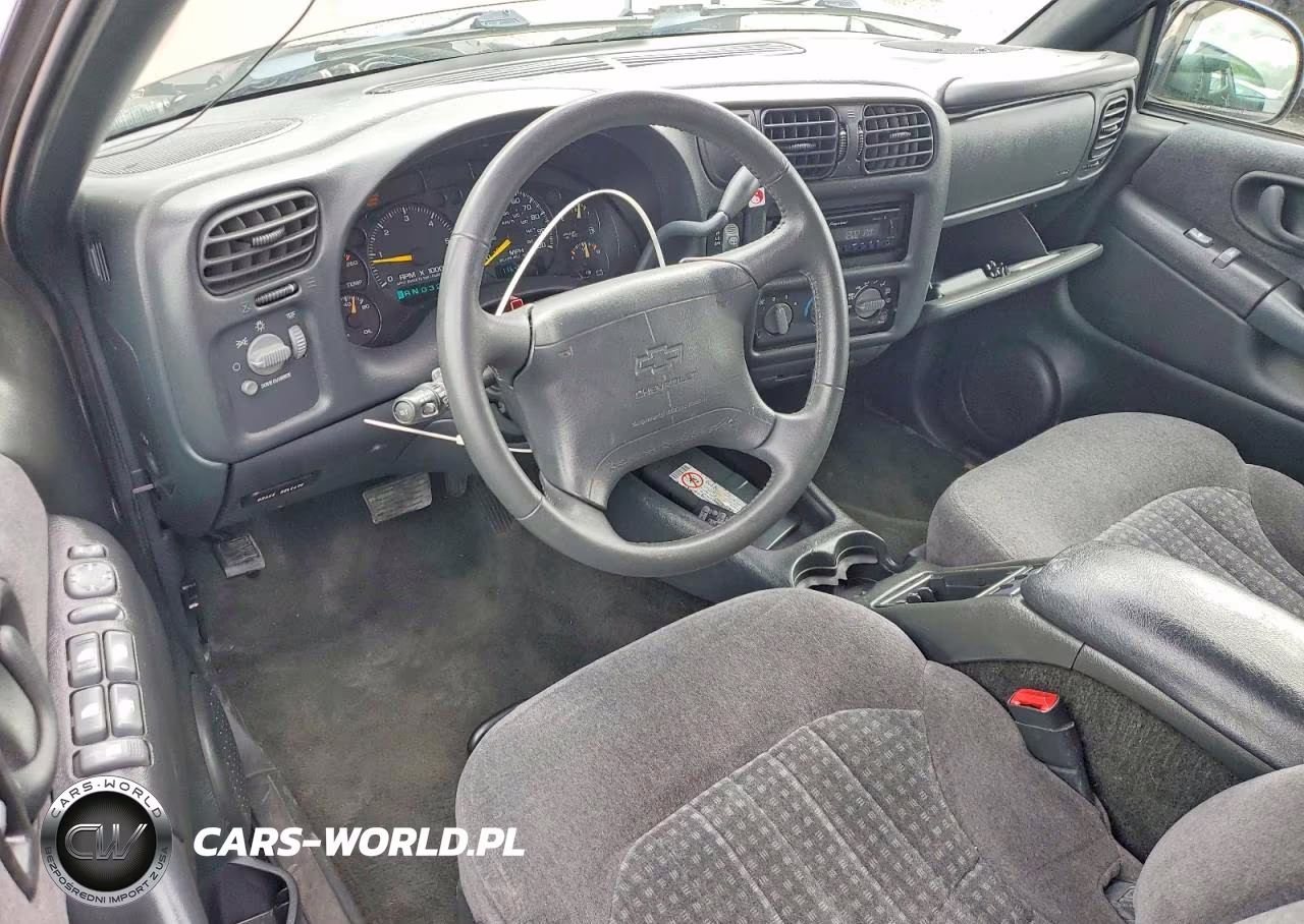 1998 Chevrolet Blazer VIN:1GNCS13W7W2185326 - 8