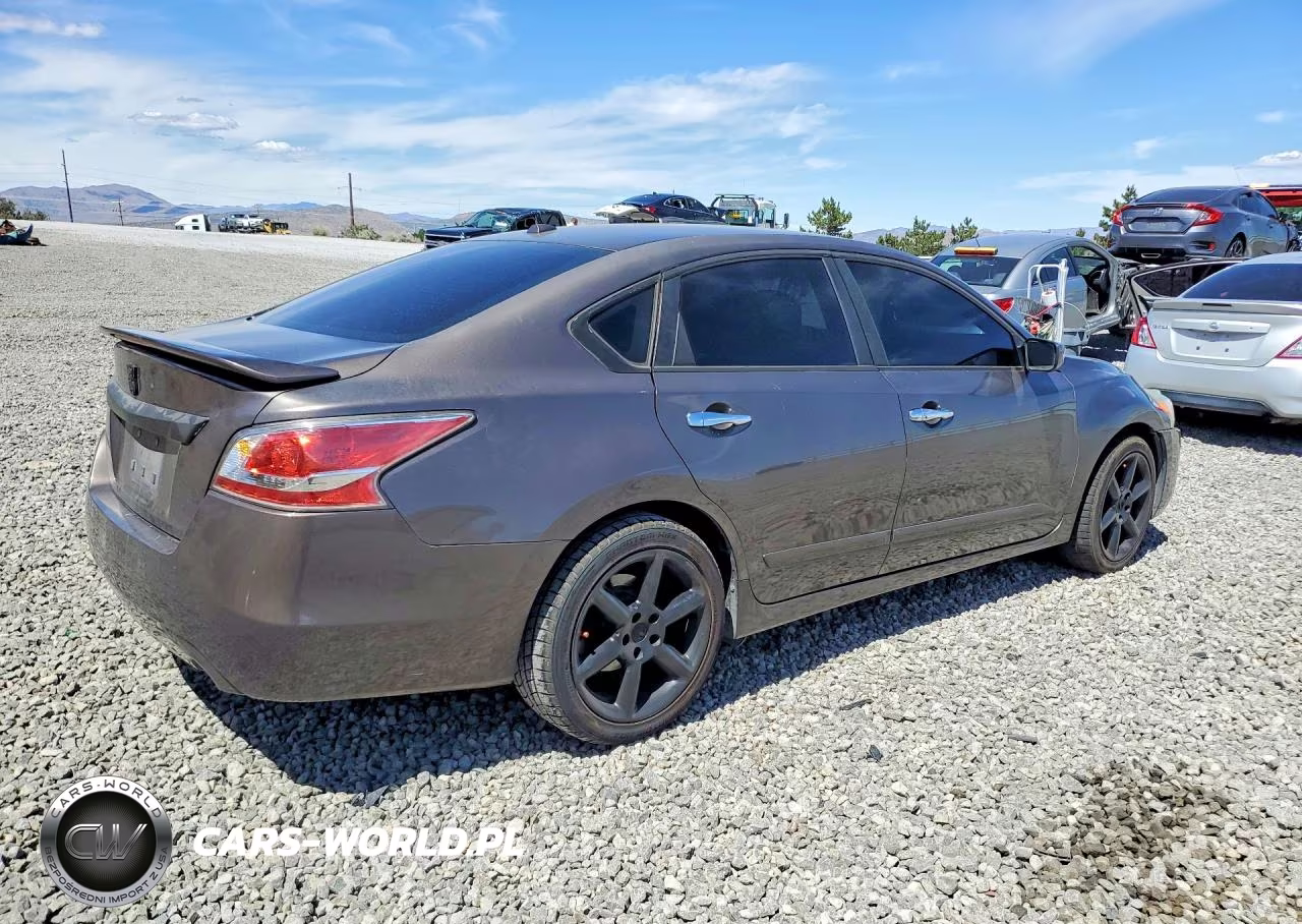 2015 Nissan Altima 2.5 S VIN:1N4AL3AP3FC490603 - 3