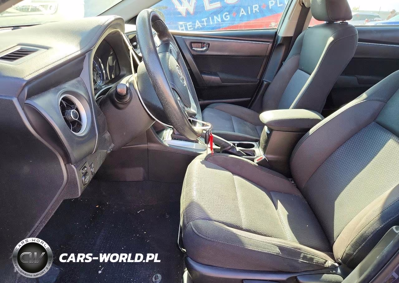2019 Toyota Corolla Le VIN:5YFBURHE2KP869127 - 7