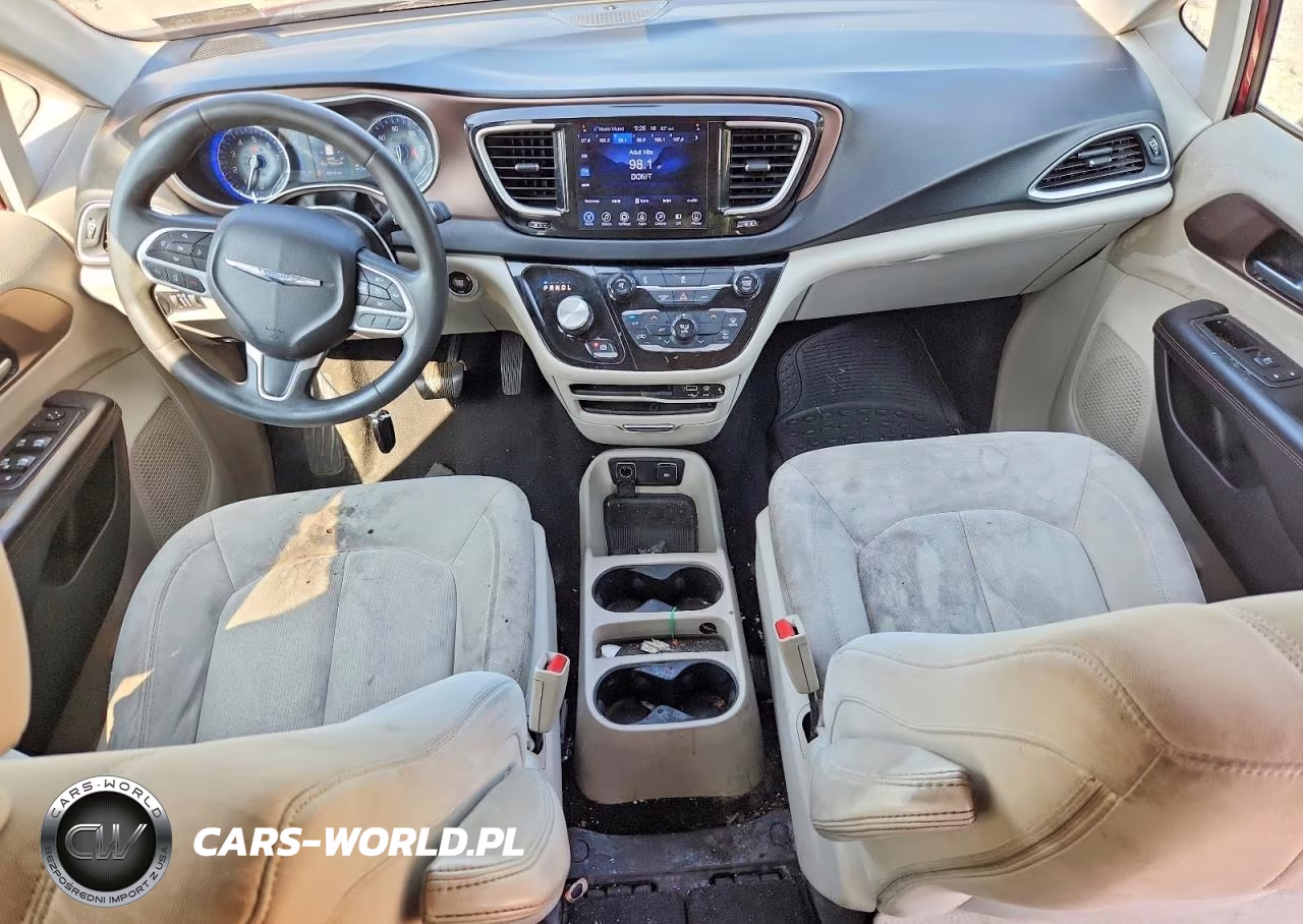 2017 Chrysler Pacifica Touring VIN:2C4RC1DG8HR521805 - 8