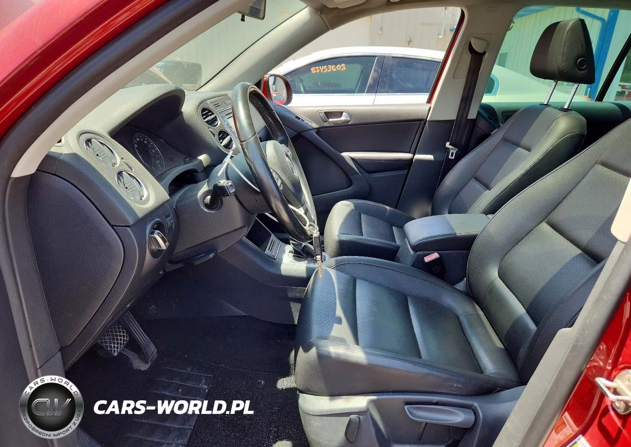 2013 Volkswagen Tiguan S VIN:WVGAV3AX9DW085924 - 7