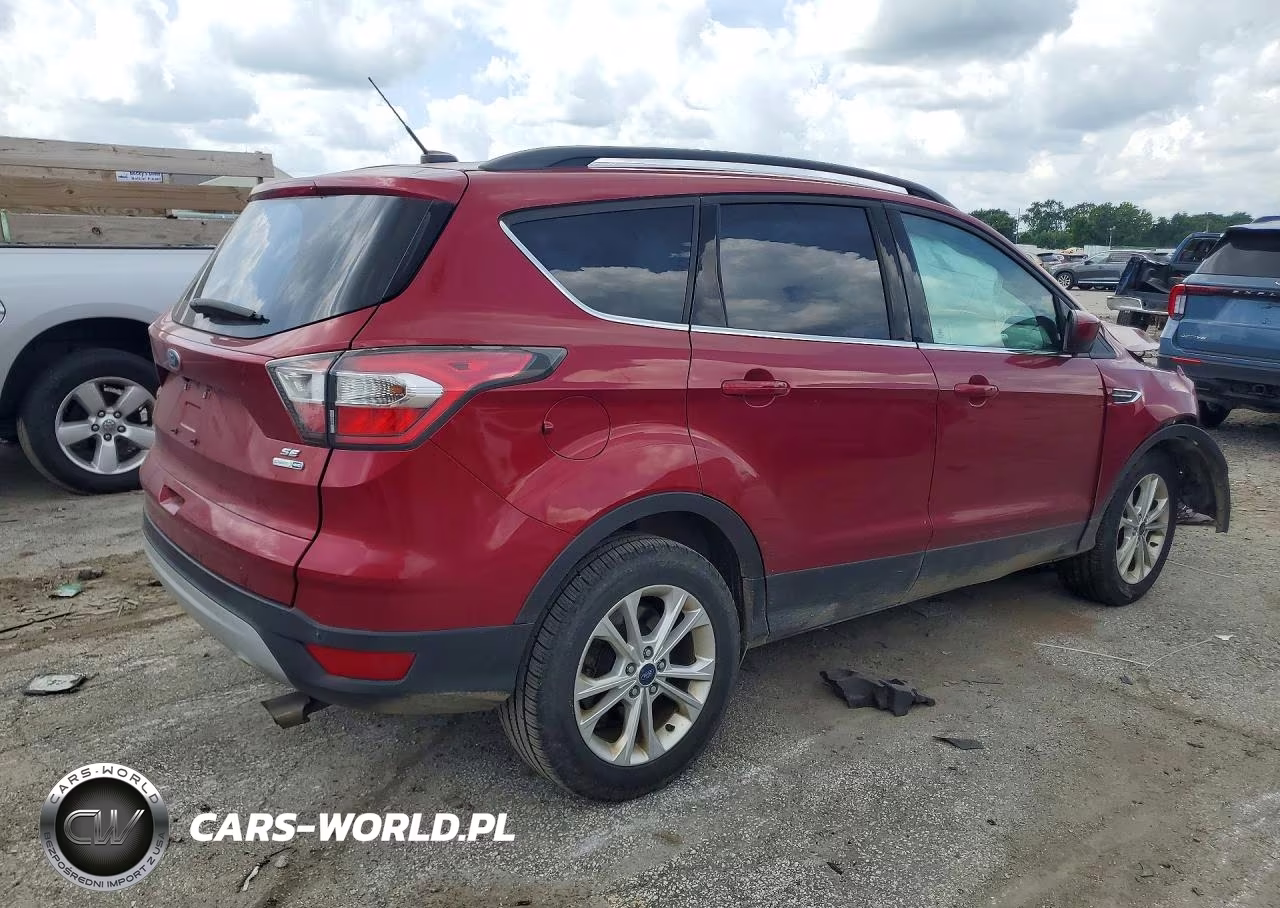2017 Ford Escape Se VIN:1FMCU9GD5HUA92284 - 3