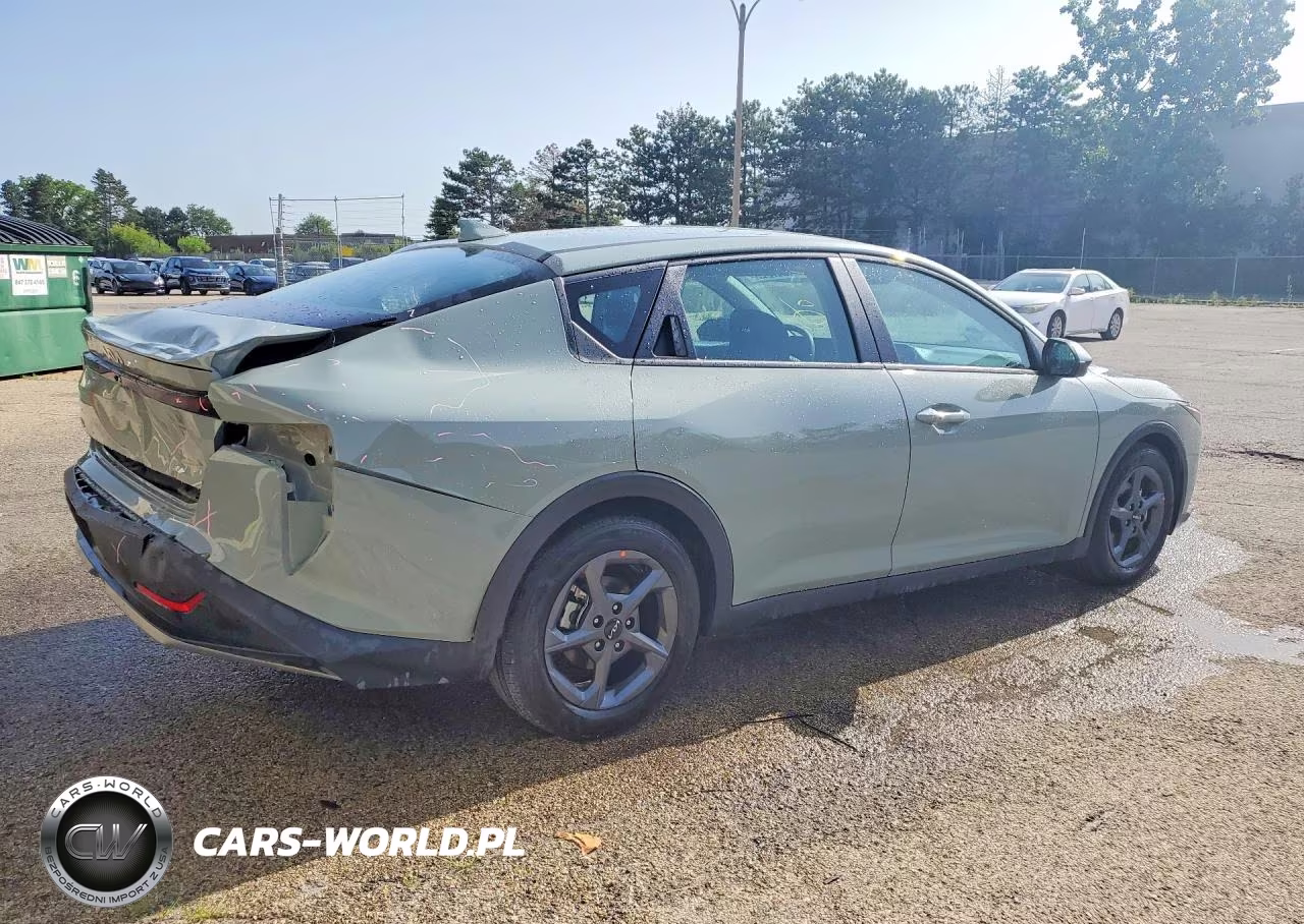 2026 Kia K4 Lxs VIN:3KPFT4DE3TE329382 - 3