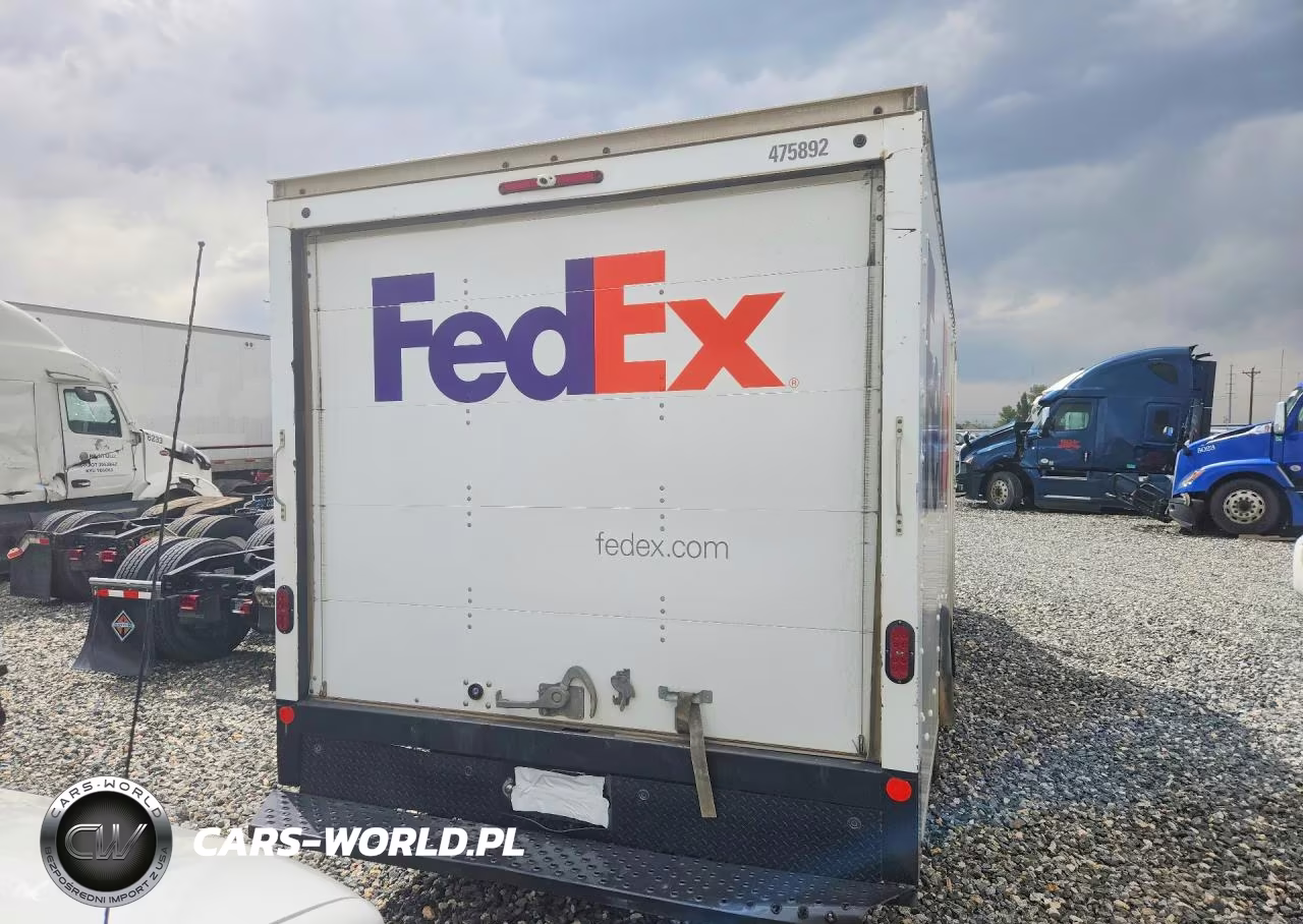 2022 GMC Savana Cutaway G3500 VIN:7GZ37TC7XNN001026 - 6