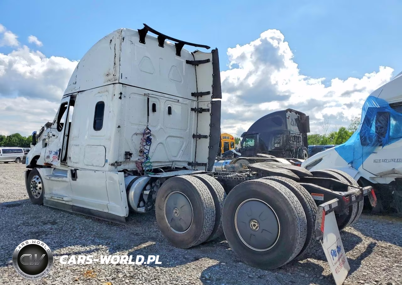 2026 Freightliner Cascadia 126 Semi Truck VIN:3AKJHHDR5TSWL6384 - 3