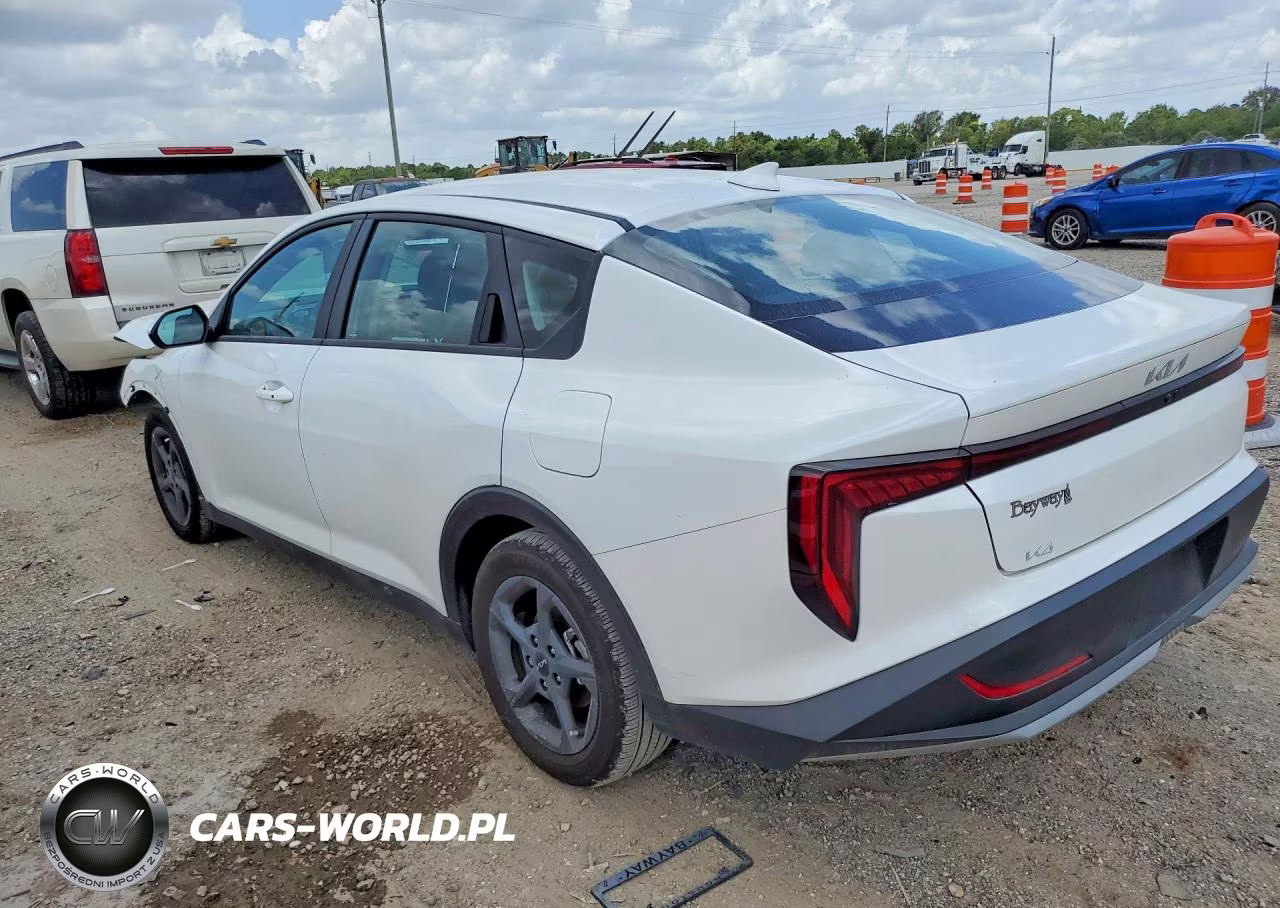 2026 Kia K4 Lxs VIN:3KPFT4DE9TE277563 - 2