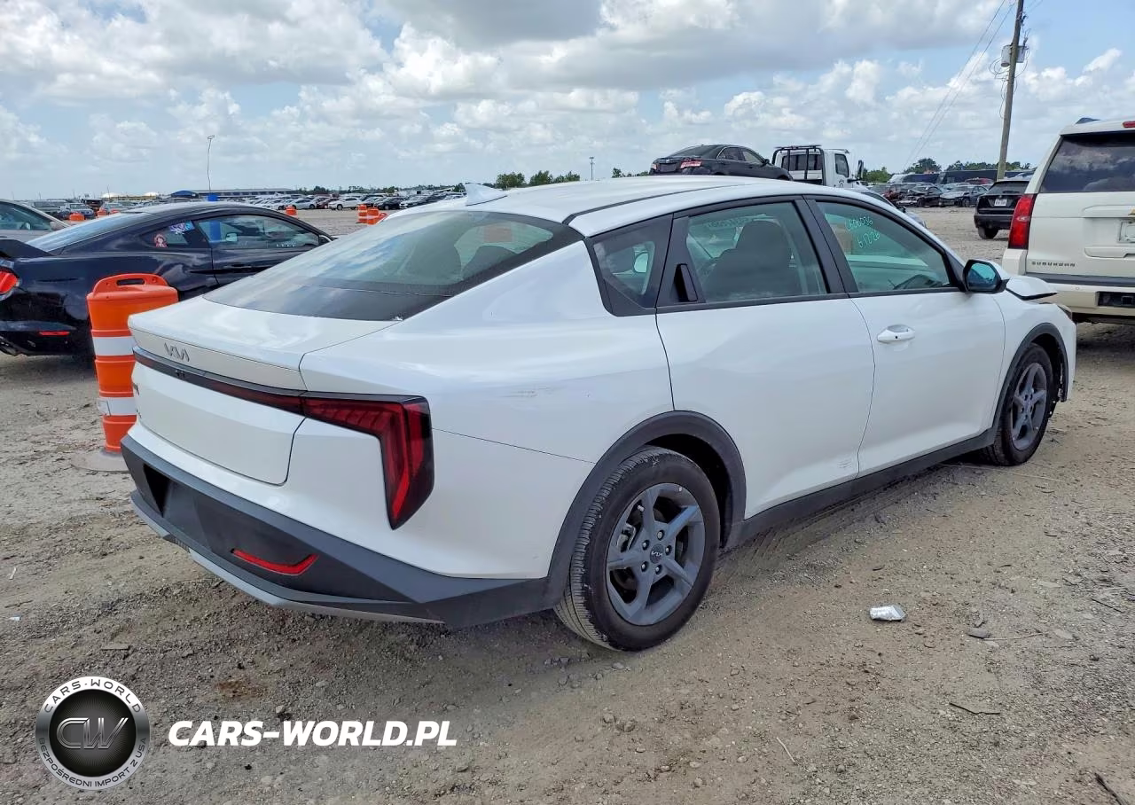 2026 Kia K4 Lxs VIN:3KPFT4DE9TE277563 - 3