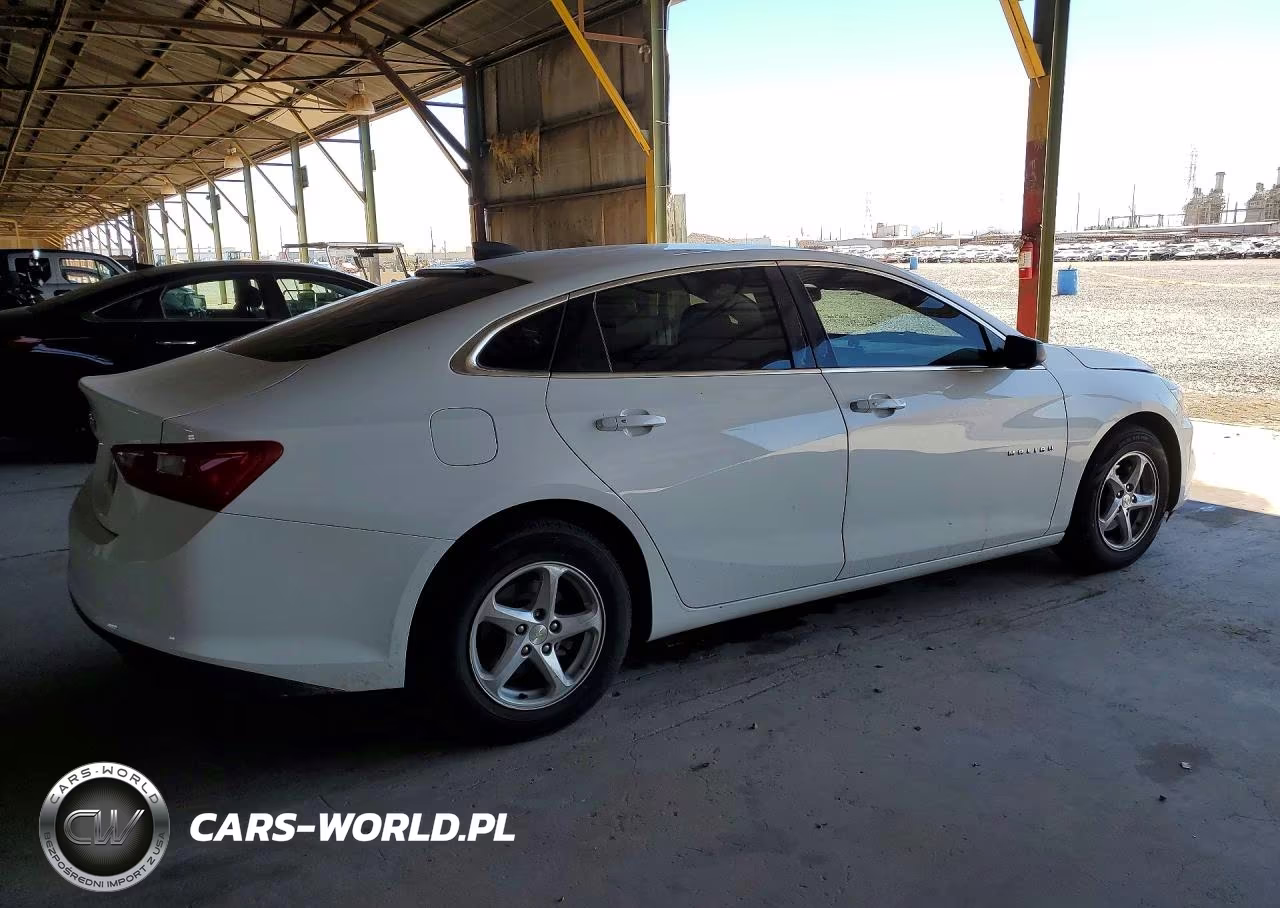2018 Chevrolet Malibu Ls VIN:1G1ZB5ST3JF184427 - 3
