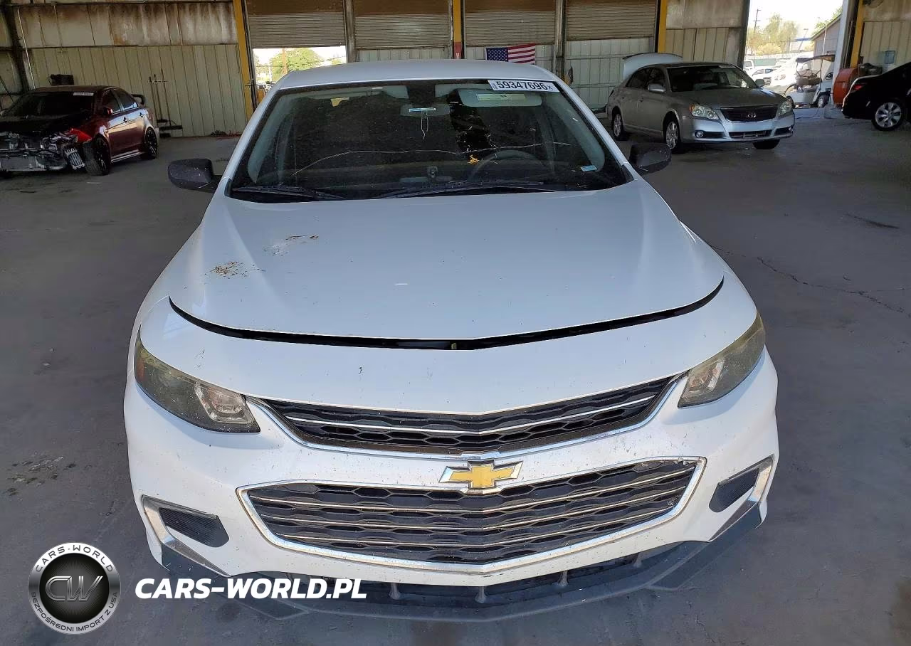 2018 Chevrolet Malibu Ls VIN:1G1ZB5ST3JF184427 - 5