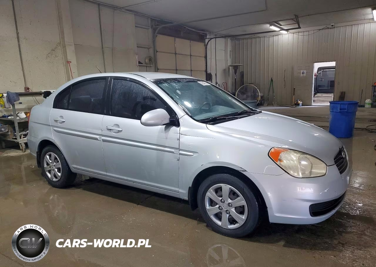 2009 Hyundai Accent Gls VIN:KMHCN46C49U349316 - 4