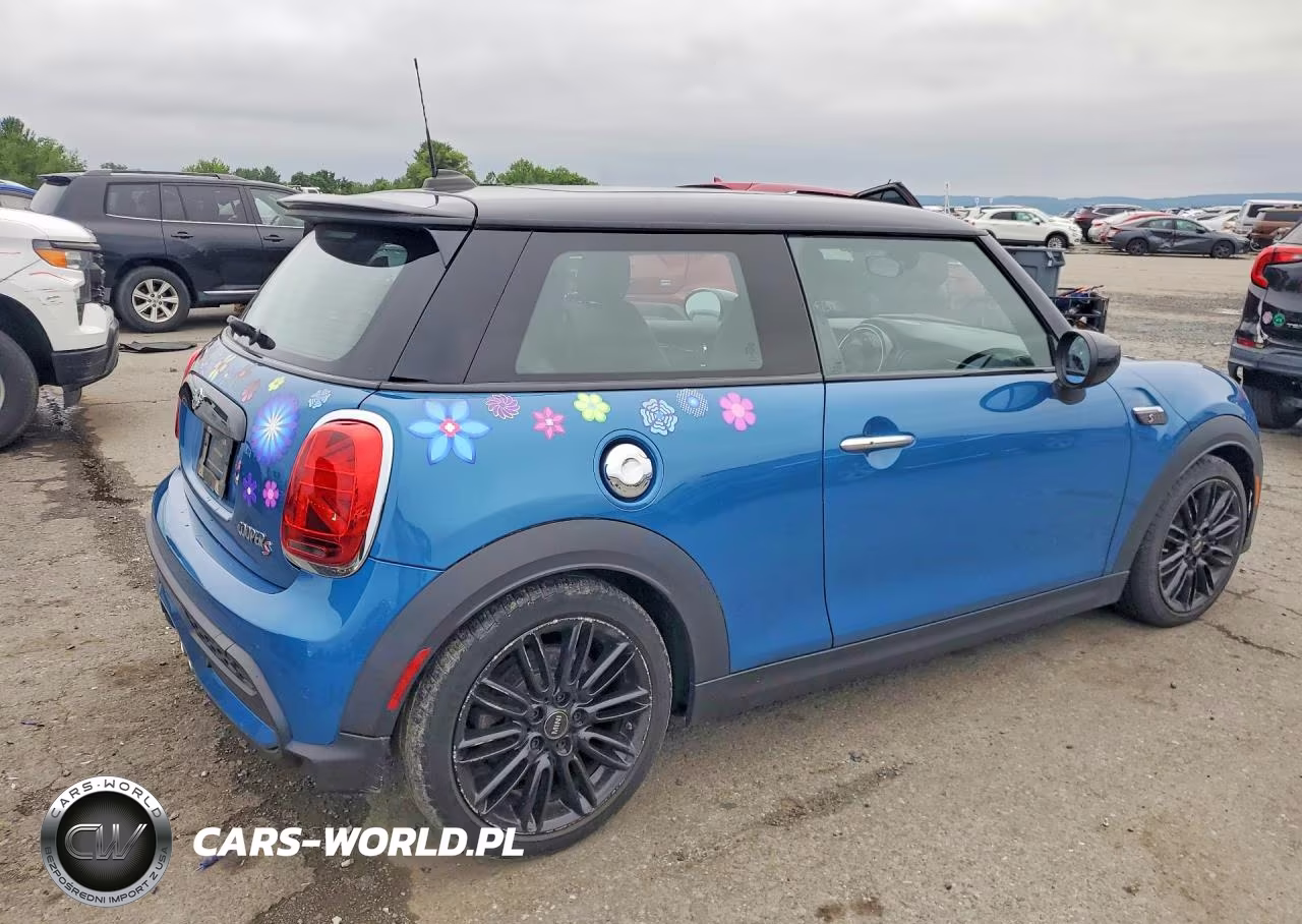 2022 Mini Cooper S VIN:WMW53DH06N2P84007 - 3